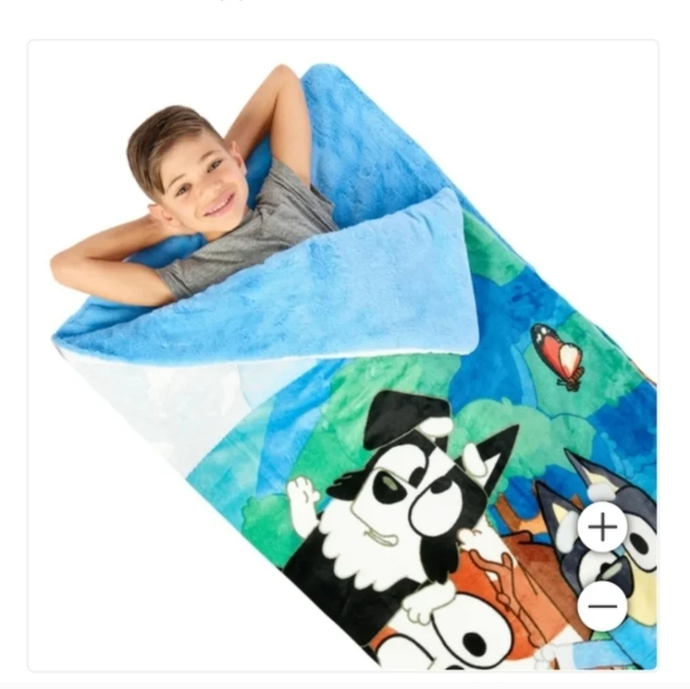 Faux fur Bluey youth Slumber Bag blanket, new